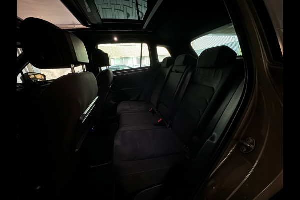 Volkswagen Tiguan 1.4 TSI ACT Highline Business R Pano|Trekhaak
