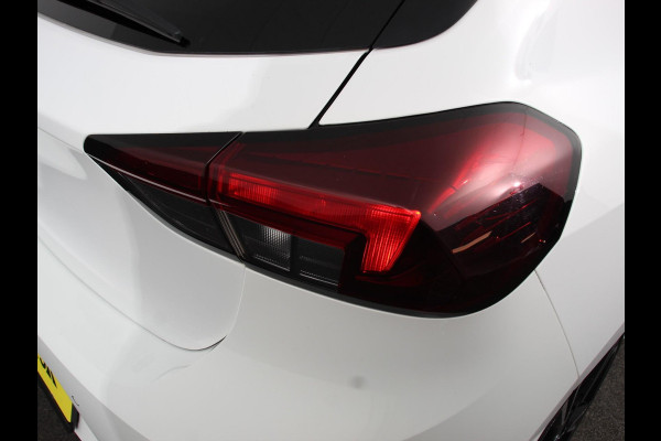 Opel Corsa 1.2 Turbo Sport Edition Climate control | Cruise control | Panoramadak | Achteruitrijcamera | Parkeersensoren | Stuurverwarming | Stoelverwarming | Apple Carplay/ Android Auto