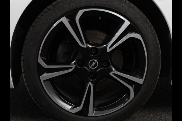 Opel Corsa 1.2 Turbo Sport Edition Climate control | Cruise control | Panoramadak | Achteruitrijcamera | Parkeersensoren | Stuurverwarming | Stoelverwarming | Apple Carplay/ Android Auto