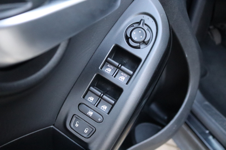 Fiat 500X 120PK GSE Lounge Camera/Stoelverwarming/Navigatie/Climate-control