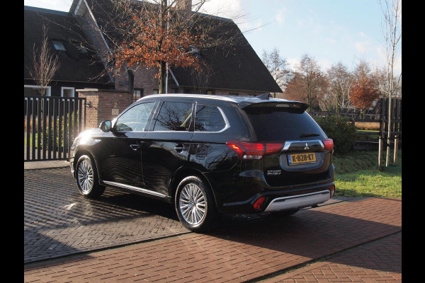 Mitsubishi Outlander 2.4 PHEV Intense | Camera | Apple Carplay | Cruise Control | NL-auto |