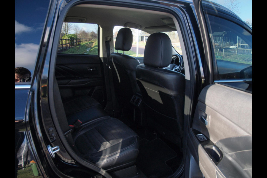 Mitsubishi Outlander 2.4 PHEV Intense | Camera | Apple Carplay | Cruise Control | NL-auto |