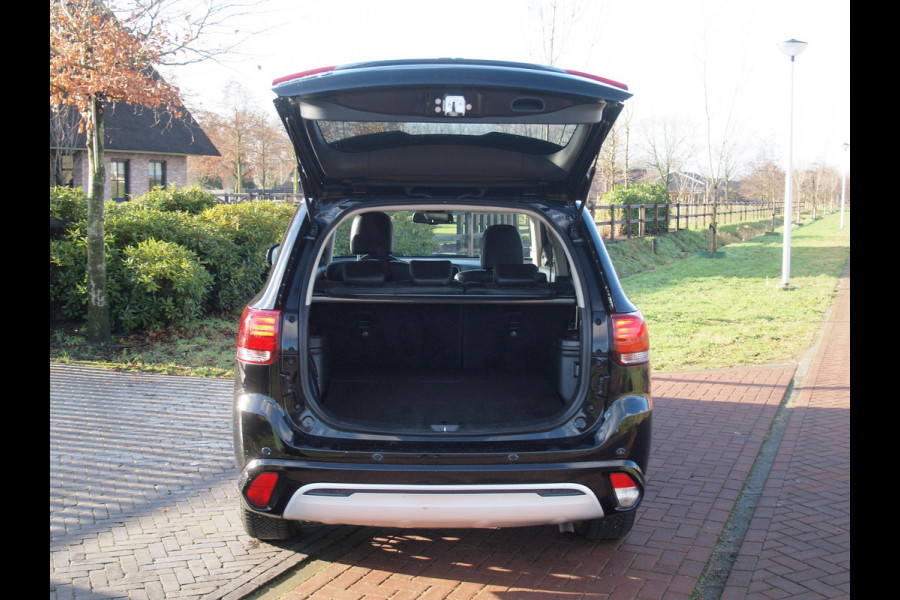 Mitsubishi Outlander 2.4 PHEV Intense | Camera | Apple Carplay | Cruise Control | NL-auto |