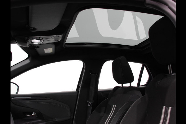 Opel Corsa 1.2 Turbo Sport Edition Climate control | Cruise control | Panoramadak | Achteruitrijcamera | Parkeersensoren | Stuurverwarming | Stoelverwarming | Apple Carplay/ Android Auto