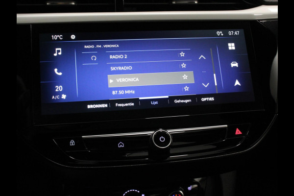 Opel Corsa 1.2 Turbo Sport Edition Climate control | Cruise control | Panoramadak | Achteruitrijcamera | Parkeersensoren | Stuurverwarming | Stoelverwarming | Apple Carplay/ Android Auto
