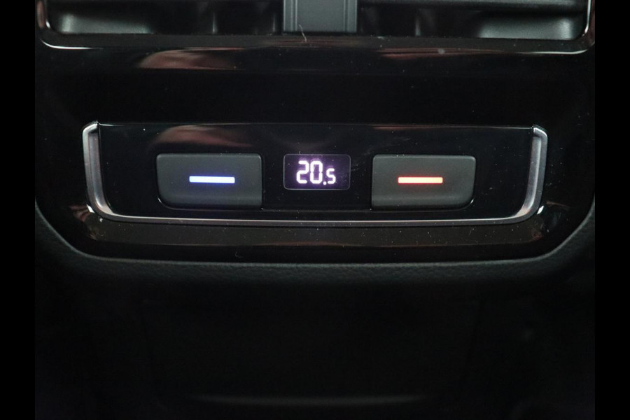 Volkswagen Passat 1.4 TSI PHEV GTE | Trekhaak | Stoelverwarming | Massage | Camera | Carplay | Navigatie | Adaptive cruise | Matrix LED | Parkeerhulp | Climate control | Plug In