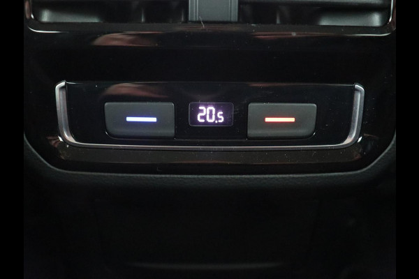 Volkswagen Passat 1.4 TSI PHEV GTE | Trekhaak | Stoelverwarming | Massage | Camera | Carplay | Navigatie | Adaptive cruise | Matrix LED | Parkeerhulp | Climate control | Plug In