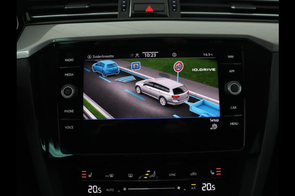 Volkswagen Passat 1.4 TSI PHEV GTE | Trekhaak | Stoelverwarming | Massage | Camera | Carplay | Navigatie | Adaptive cruise | Matrix LED | Parkeerhulp | Climate control | Plug In