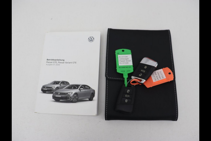 Volkswagen Passat 1.4 TSI PHEV GTE | Trekhaak | Stoelverwarming | Massage | Camera | Carplay | Navigatie | Adaptive cruise | Matrix LED | Parkeerhulp | Climate control | Plug In