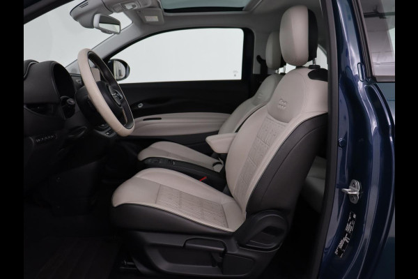 Fiat 500 La Prima 42 kWh | Panoramadak | Adaptive cruise | Leder | Camera | Keyless | Carplay | Parkeerhulp | Full LED | Side Assist | Climate control