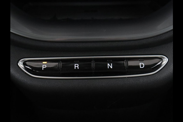 Fiat 500 La Prima 42 kWh | Panoramadak | Adaptive cruise | Leder | Camera | Keyless | Carplay | Parkeerhulp | Full LED | Side Assist | Climate control