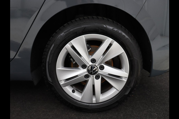 Volkswagen Golf 1.0 TSI Life | Carplay | Navigatie | Adaptive cruise | Sfeerverlichting | Full LED | Climate control | Parkeerhulp | Keyless Start