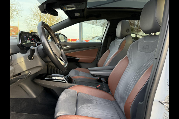 Volkswagen ID.4 Max 77 kWh | Warmtepomp | Panorama | IQ-Light | 360 Camera |