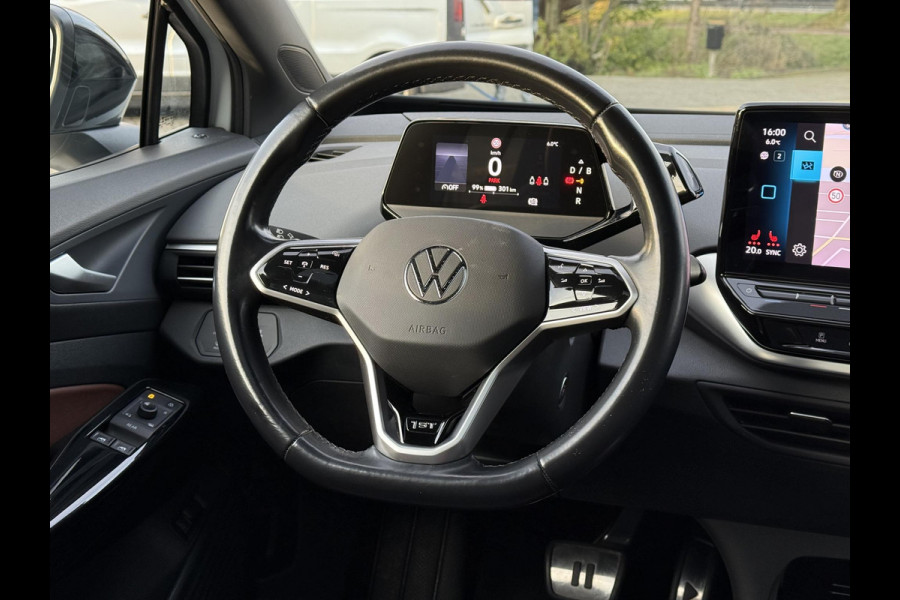 Volkswagen ID.4 Max 77 kWh | Warmtepomp | Panorama | IQ-Light | 360 Camera |