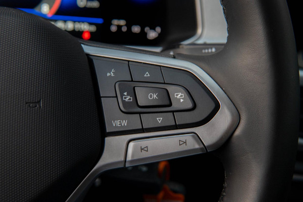 Volkswagen T-Roc 1.5 TSI Goal Edition PDC|Stoelverwarming|Carplay|Dodehoeksensor|ACC|LMV