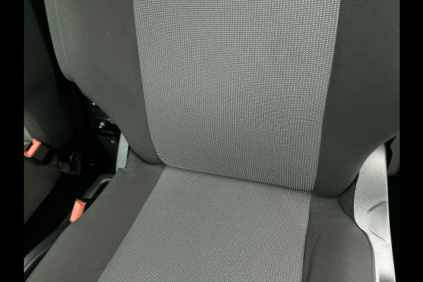 Opel Combo 1.5D L1H1 130pk Automaat Edition Airco Navigatie Apple Carplay/ Android Auto Trekhaak Betimmerd Cruise Control