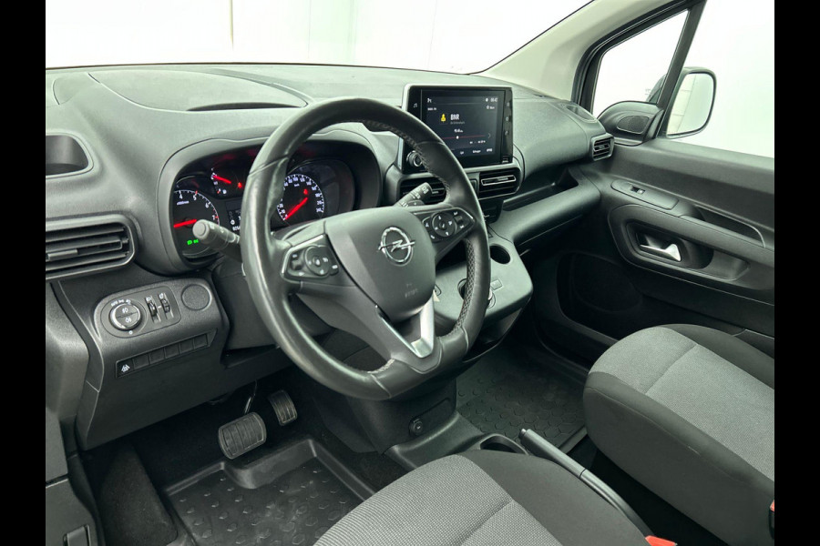 Opel Combo 1.5D L1H1 130pk Automaat Edition Airco Navigatie Apple Carplay/ Android Auto Trekhaak Betimmerd Cruise Control