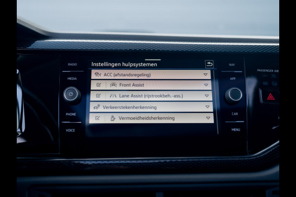 Volkswagen Taigo 1.0 TSI Life Business | Panodak | IQ Light | Keyless | Prijs Rijklaar!!