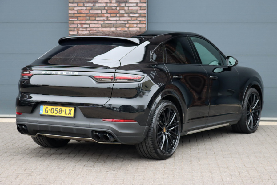 Porsche Cayenne Coupé 3.0 Aut8 | Luchtvering | Panoramadak | BOSE | Trekhaak | Leder | Memory | Stoelverwarming V+A | PDLS | Sport-Chrono-pakket | Soft-Close | Verwarmd Stuurwiel |