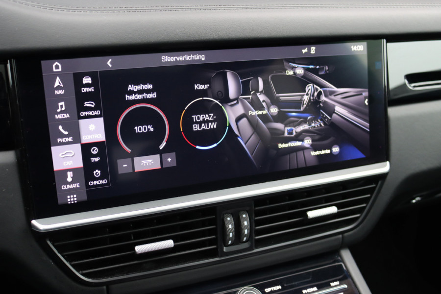 Porsche Cayenne Coupé 3.0 Aut8 | Luchtvering | Panoramadak | BOSE | Trekhaak | Leder | Memory | Stoelverwarming V+A | PDLS | Sport-Chrono-pakket | Soft-Close | Verwarmd Stuurwiel |