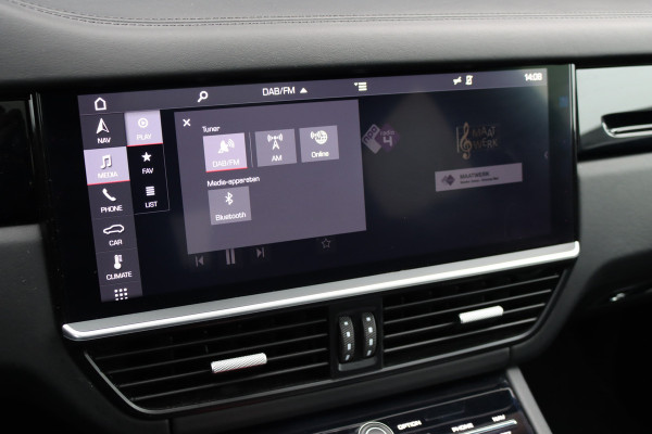 Porsche Cayenne Coupé 3.0 Aut8 | Luchtvering | Panoramadak | BOSE | Trekhaak | Leder | Memory | Stoelverwarming V+A | PDLS | Sport-Chrono-pakket | Soft-Close | Verwarmd Stuurwiel |