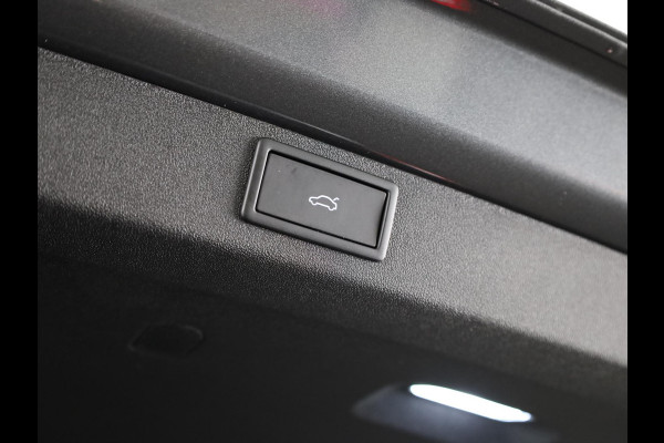 Škoda Enyaq 85 Sportline 286pk | Panoramadak | Adaptive Cruise | Blind Spot | Stoelverwarming | Camera