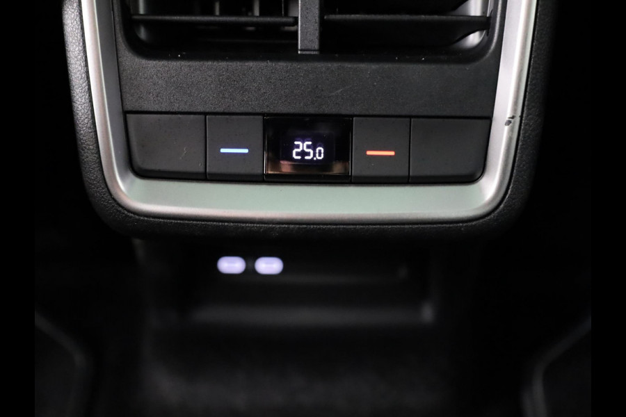 Škoda Enyaq 85 Sportline 286pk | Panoramadak | Adaptive Cruise | Blind Spot | Stoelverwarming | Camera