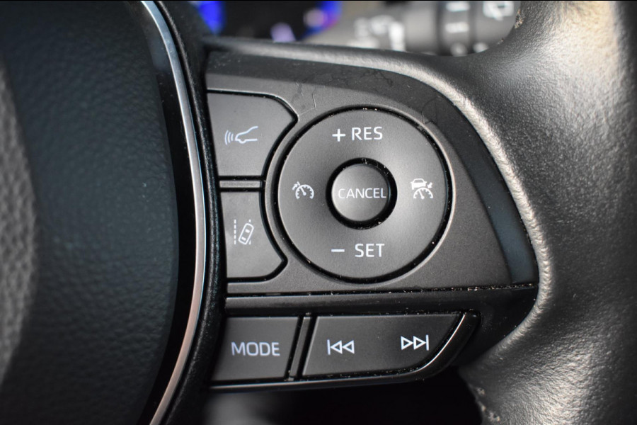 Toyota Corolla Touring Sports 1.8 Hybrid Dynamic | CAMERA | STOELVERWARMING | APPLE CARPLAY | ANDROID AUTO | NAP | ADAPT. CRUISE