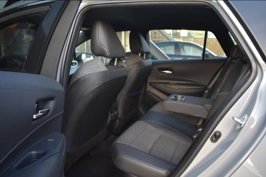 Toyota Corolla Touring Sports 1.8 Hybrid Dynamic | CAMERA | STOELVERWARMING | APPLE CARPLAY | ANDROID AUTO | NAP | ADAPT. CRUISE
