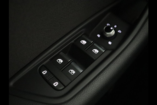 Audi A5 35 TFSI Business Edition | Matrix LED | Elektrische stoelen | Trekhaak | Park Assist | Virtual Cockpit | Carplay | Camera | Sportstoelen | Navigatie | Climate control | Memory