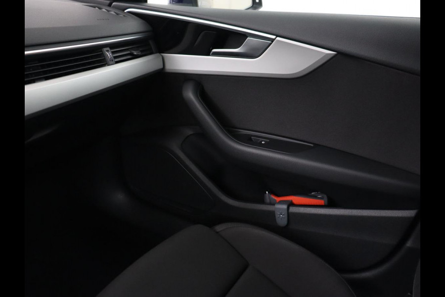 Audi A5 35 TFSI Business Edition | Matrix LED | Elektrische stoelen | Trekhaak | Park Assist | Virtual Cockpit | Carplay | Camera | Sportstoelen | Navigatie | Climate control | Memory