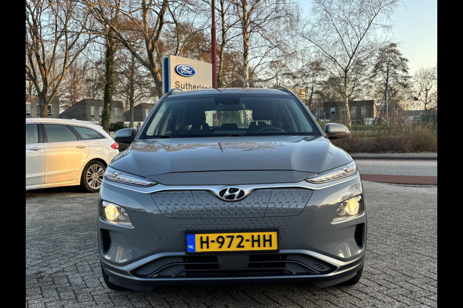 Hyundai Kona EV Comfort 64 kWh 204pk Adaptieve Cruise | Krell Audio | Achteruitrijcamera | Navigatie