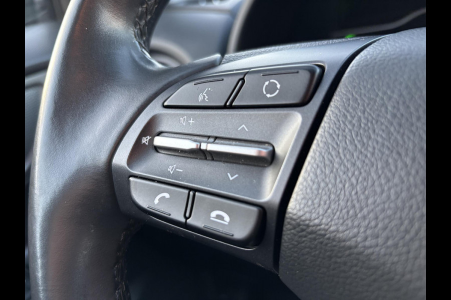 Hyundai Kona EV Comfort 64 kWh 204pk Adaptieve Cruise | Krell Audio | Achteruitrijcamera | Navigatie