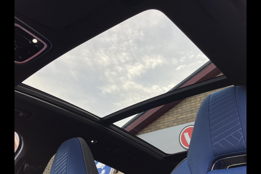 Lynk & Co 01 1.5 | Trekhaak | Pano | All-in prijs | NL-auto