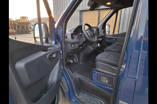Mercedes-Benz Sprinter 311 CDI GB L2 FWD Functional 3.5T / AIRCO / CAMERA / 3 ZITS / DEALER ONDERHOUDEN / NAVI