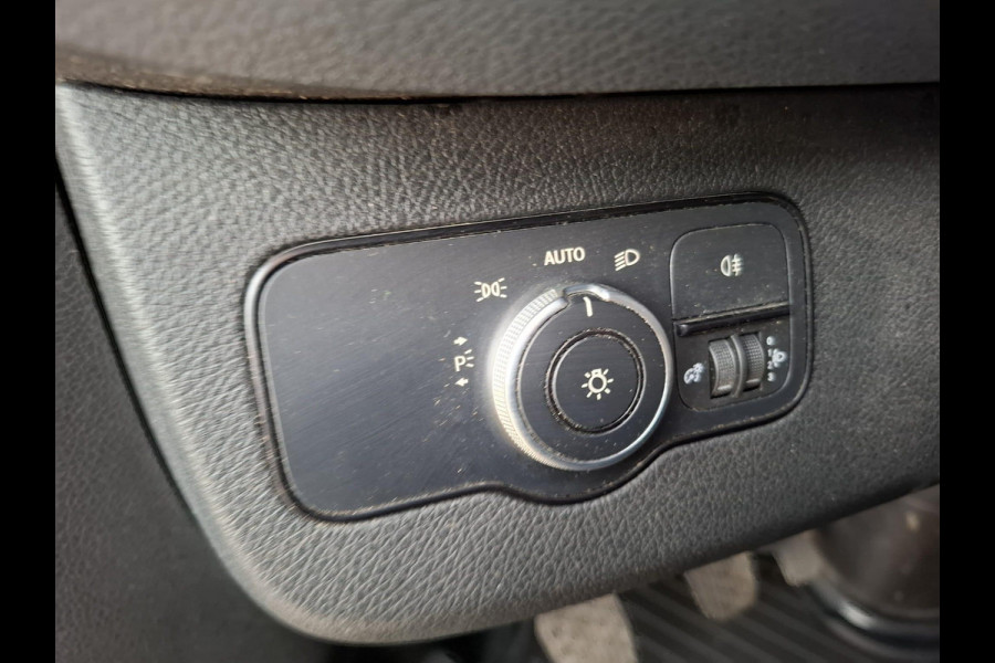 Mercedes-Benz Sprinter 311 CDI GB L2 FWD Functional 3.5T / AIRCO / CAMERA / 3 ZITS / DEALER ONDERHOUDEN / NAVI