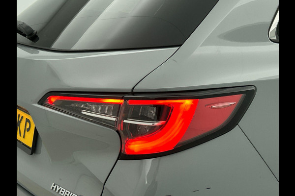Toyota Corolla Touring Sports 1.8 Hybrid Business Plus Volledig Leder Airco ECC Navi Carplay PDC VA + Camera Adaptive Cruise Control Full LED 17" Velgen NL Auto 1e Eig. Dealer onderhouden