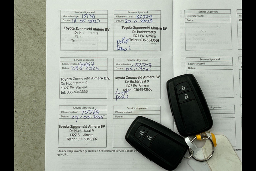 Toyota Corolla Touring Sports 1.8 Hybrid Business Plus Volledig Leder Airco ECC Navi Carplay PDC VA + Camera Adaptive Cruise Control Full LED 17" Velgen NL Auto 1e Eig. Dealer onderhouden