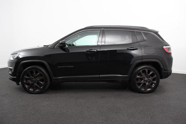 Jeep Compass 4xe 240 Plug-in Hybrid S | Navigatie | Apple Carplay/Android auto | Climate Control | Parkeersensoren | Camera | Elektrisch verstelbare bestuurderstoel | Xenon koplampen | Stoelverwarming | Elektrische achterklep | Afneembare trekhaak