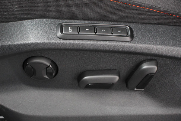 Seat Tarraco 1.5 TSI 150pk FR DSG 7p. | DEMO ! |  Navigatie | Apple Carplay/Android Auto | Camera | Parkeer sensoren | Digitale Cockpit | Lichtmetalen velgen | Stoelverwarming | Stoel bestuurder electrisch verstelbaar