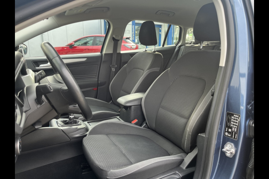 Ford FOCUS Wagon 1.0 EcoB. Tr Ed. bns, cruise, navigatie