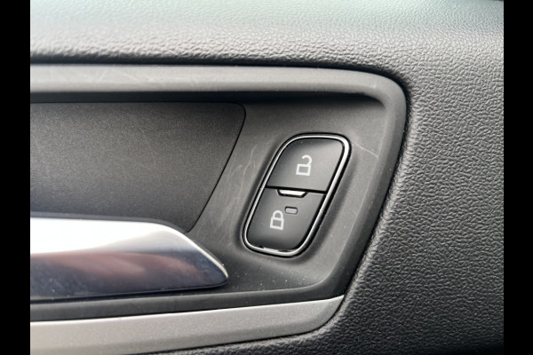 Ford FOCUS Wagon 1.0 EcoB. Tr Ed. bns, cruise, navigatie