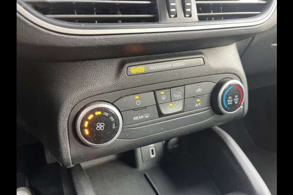 Ford FOCUS Wagon 1.0 EcoB. Tr Ed. bns, cruise, navigatie