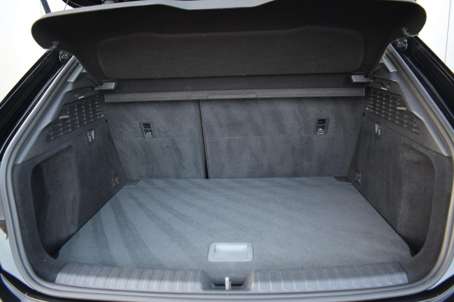 Audi A3 Sportback 35 TFSI Business edition | Apple CarPlay | Stoelverw. | Camera | Virtual