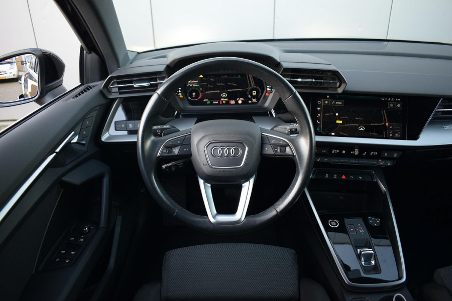 Audi A3 Sportback 35 TFSI Business edition | Apple CarPlay | Stoelverw. | Camera | Virtual