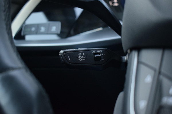Audi A3 Sportback 35 TFSI Business edition | Apple CarPlay | Stoelverw. | Camera | Virtual