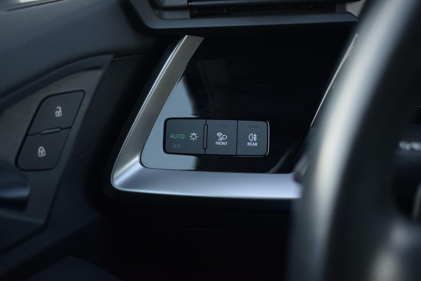 Audi A3 Sportback 35 TFSI Business edition | Apple CarPlay | Stoelverw. | Camera | Virtual