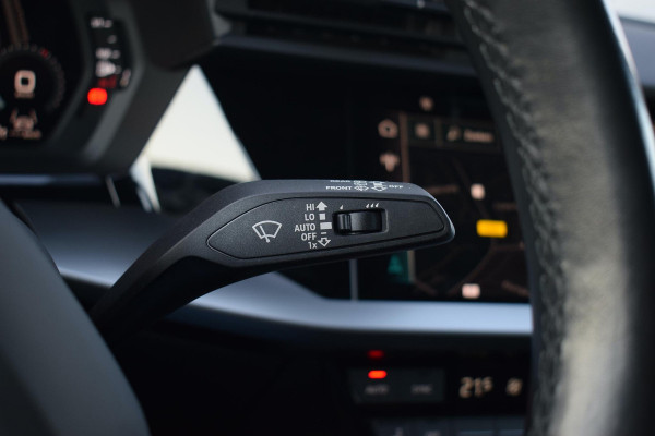 Audi A3 Sportback 35 TFSI Business edition | Apple CarPlay | Stoelverw. | Camera | Virtual