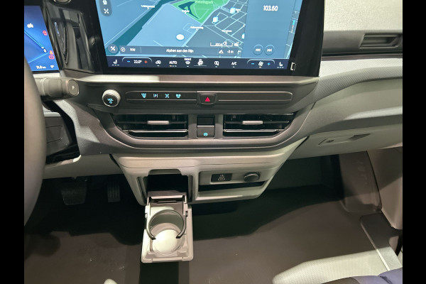 Ford E-Transit Custom 340 L2H1 Limited 71 kWh 218PK Camera | Navi | Trekhaak | 2x Schuifdeur | Nieuw! Wordt verwacht