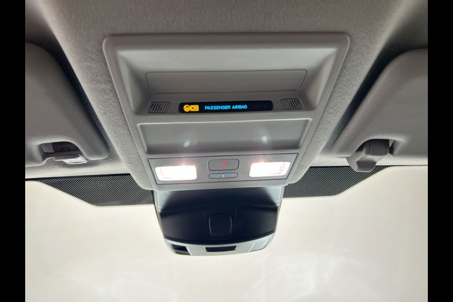 Ford E-Transit Custom 340 L2H1 Limited 71 kWh 218PK Camera | Navi | Trekhaak | 2x Schuifdeur | Nieuw! Wordt verwacht